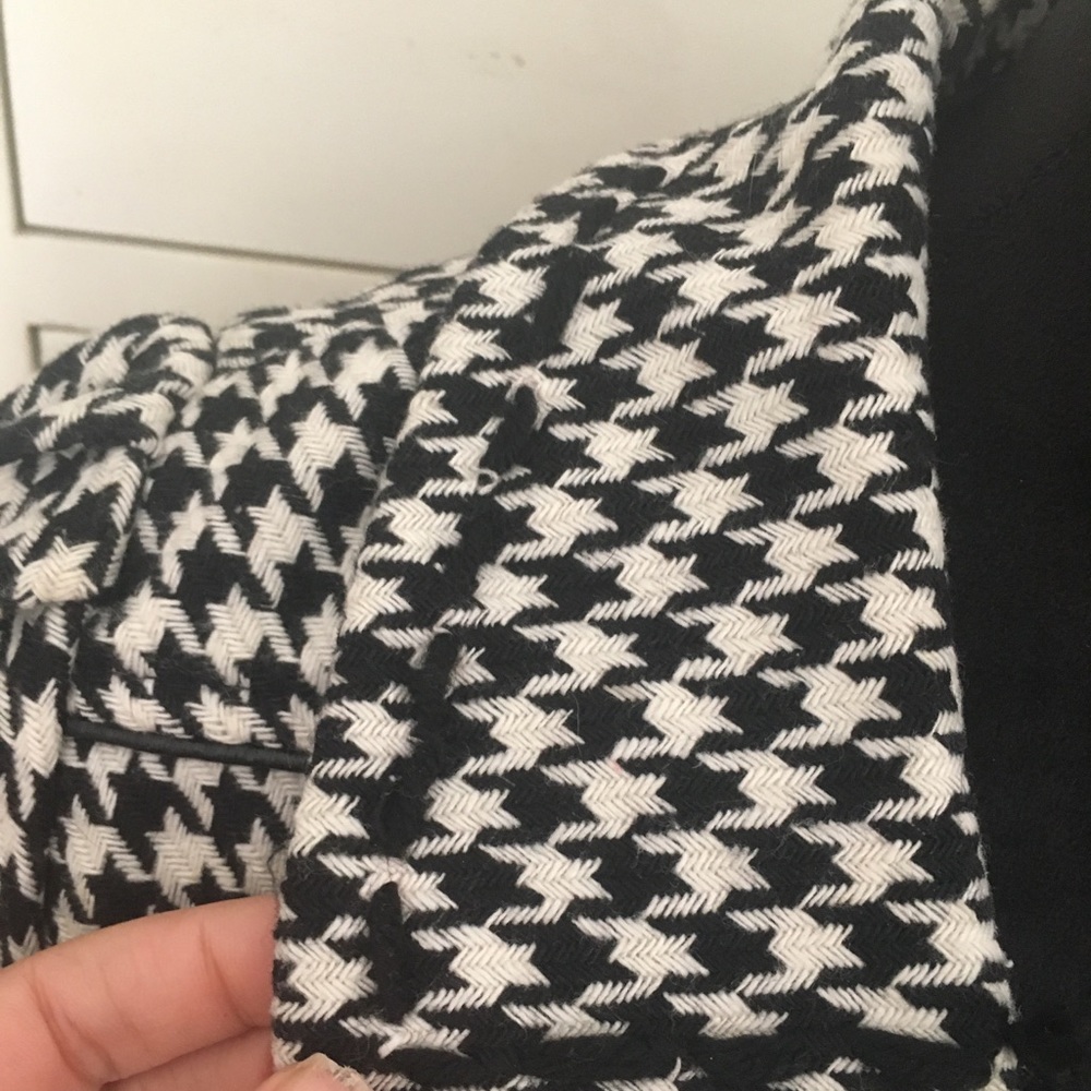 Houndstooth Cropped Jacket - Picture 3 of 8